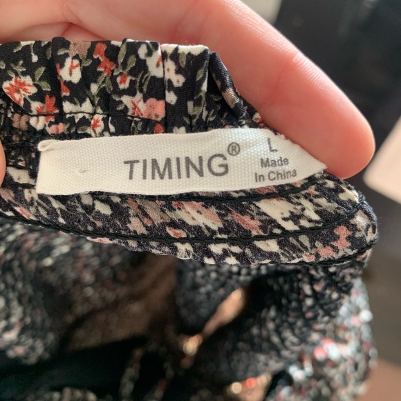 Floral Mini Ruched Dress - Size Large - Picture 2 of 2